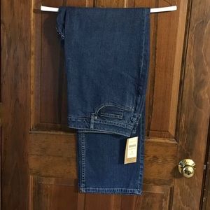 NWT blue jeans, stretch fabric, Never Worn